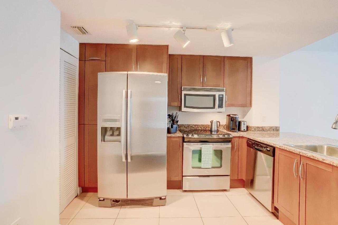 Apartment In Casa Costa Condo!Beach Pass Included Boynton Beach Exteriör bild