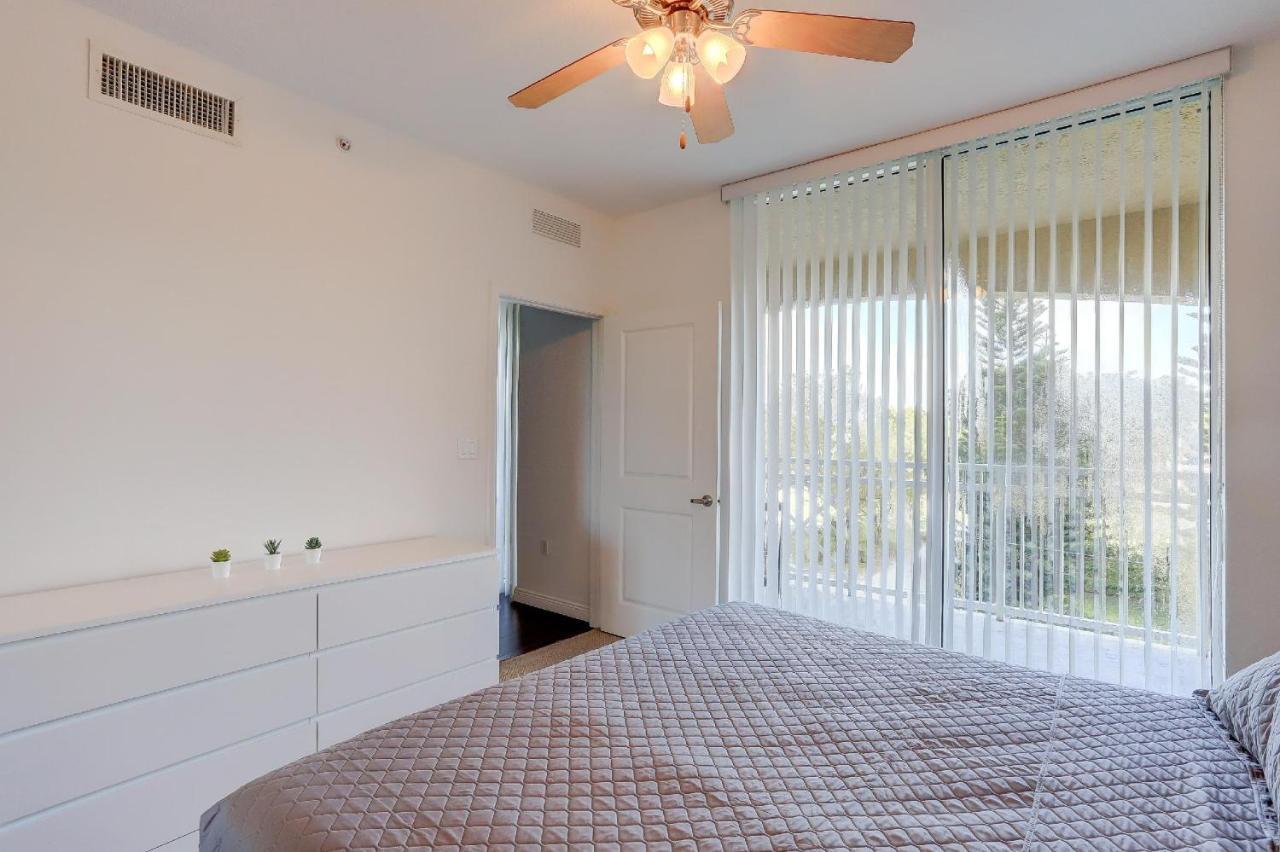 Apartment In Casa Costa Condo!Beach Pass Included Boynton Beach Exteriör bild